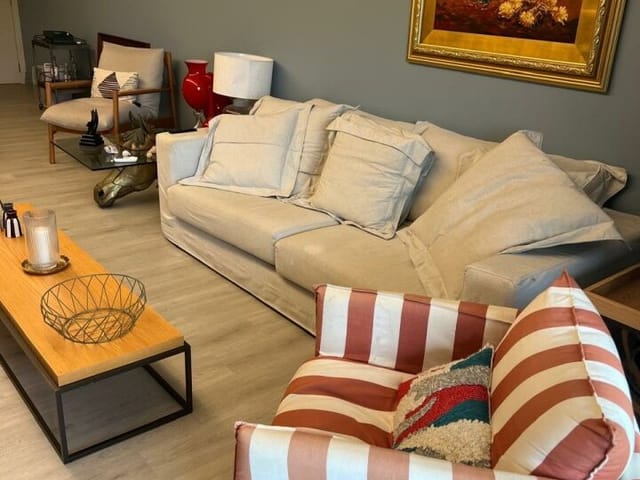 Apartamento com 200m² 3 quartos e 4 banheiros, à venda, no bairro Canasvieiras em Florianópolis