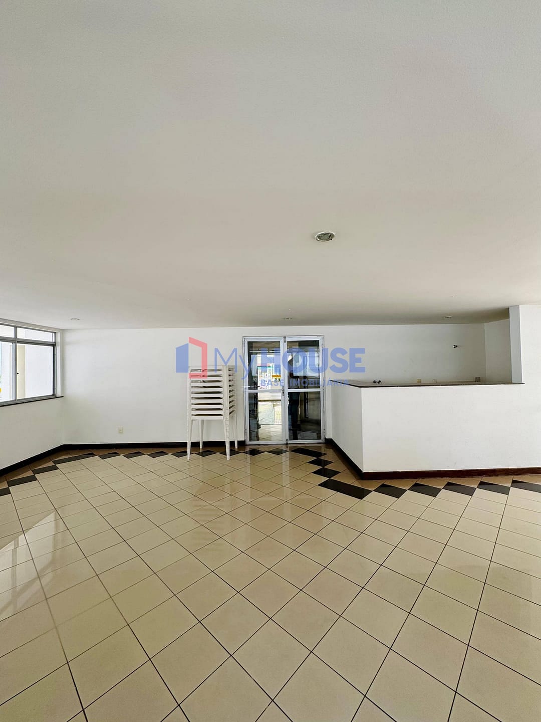 Apartamento à venda com 3 quartos, 75m² - Foto 33