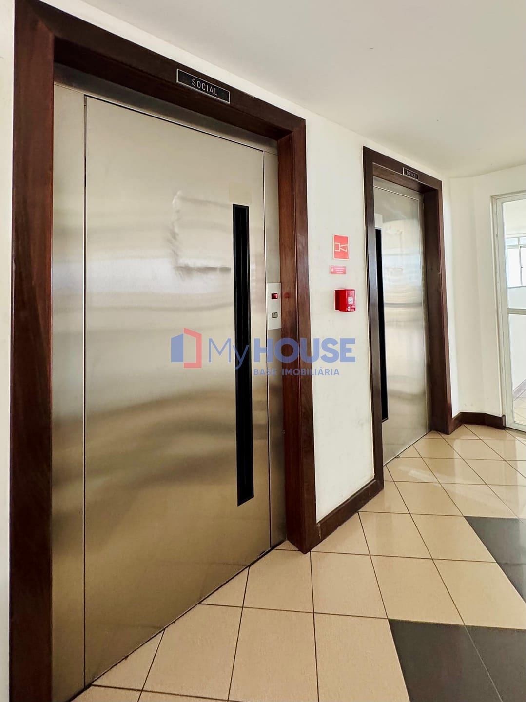 Apartamento à venda com 3 quartos, 75m² - Foto 31