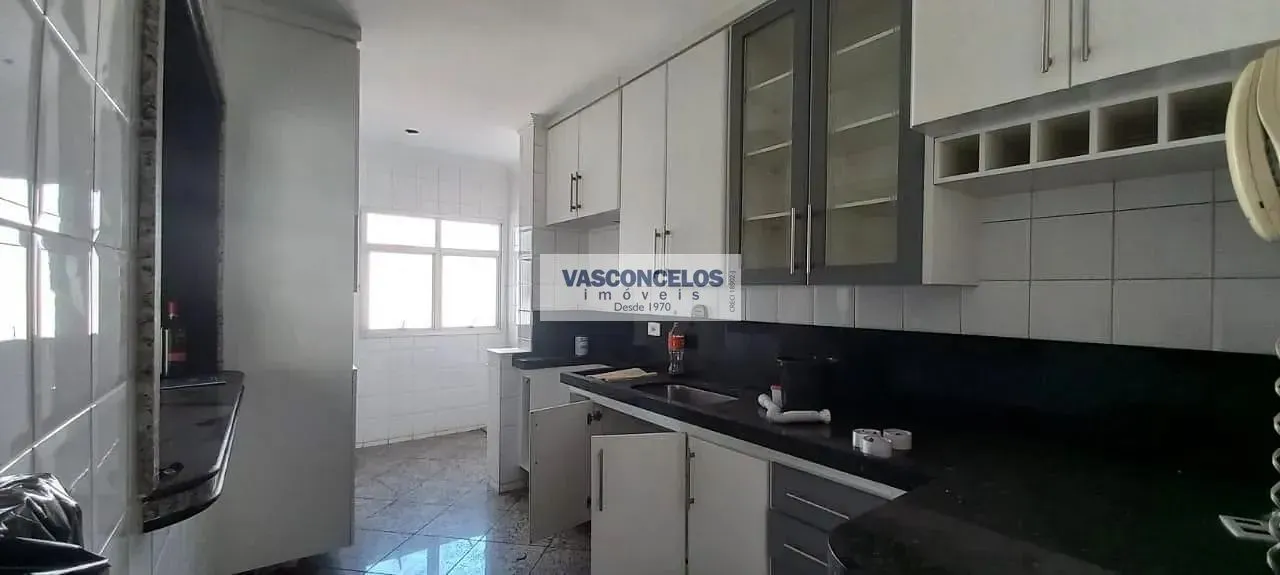 Apartamento, 3 quartos, 210 m² - Foto 2