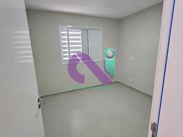 Apartamento 2 quartos e 1 banheiro, para alugar, no bairro Padroeira em Osasco