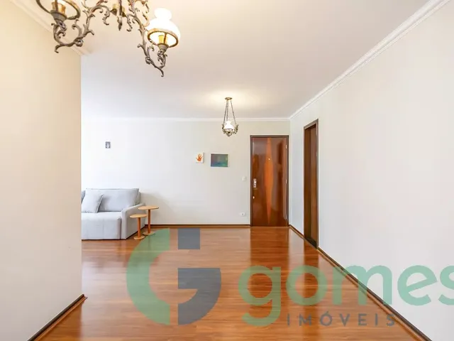 Apartamento 3 quartos e 2 banheiros, à venda, no bairro Água Verde em Curitiba