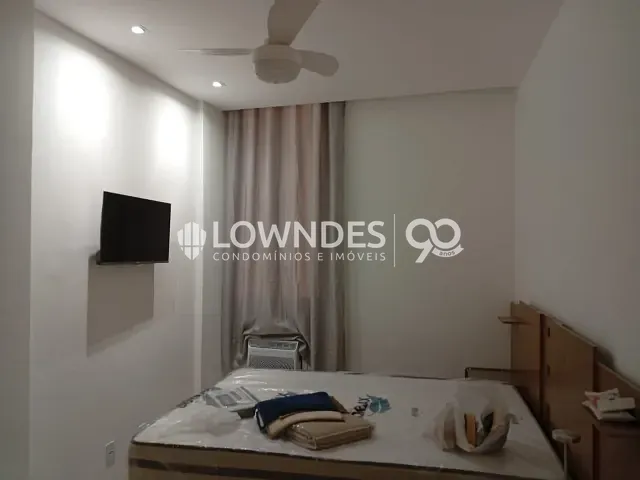 Apartamento com 68m² 2 quartos e 1 banheiro, à venda, no bairro Copacabana em Rio de Janeiro