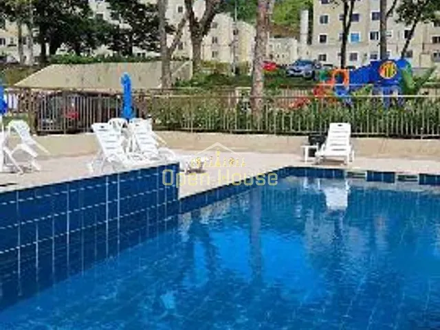 Apartamento 2 quartos e 1 banheiro, à venda, no bairro São Luiz em Volta Redonda