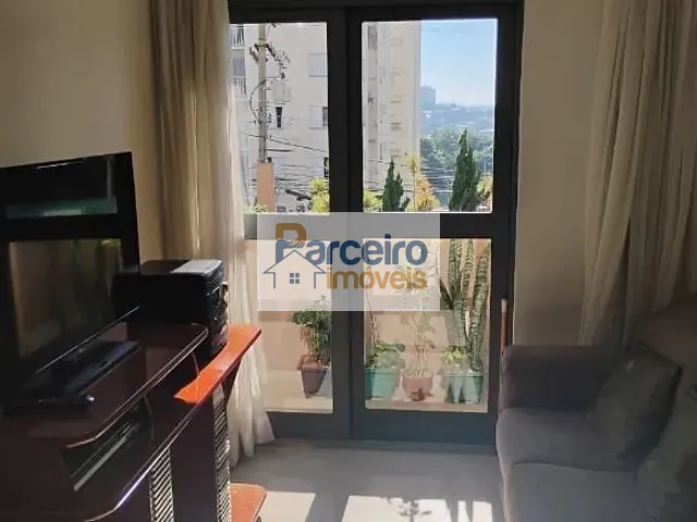 Apartamento com 57m² 2 quartos e 1 banheiro, à venda, no bairro Vila Carmosina em São Paulo