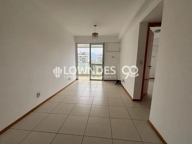 Apartamento 2 quartos e 2 banheiros, à venda, no bairro Barra Olímpica  em Rio de Janeiro