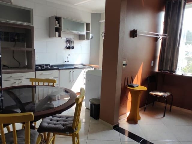 Apartamento com 70m² 2 quartos e 2 banheiros, para alugar, no bairro Ingleses do Rio Vermelho em Florianópolis