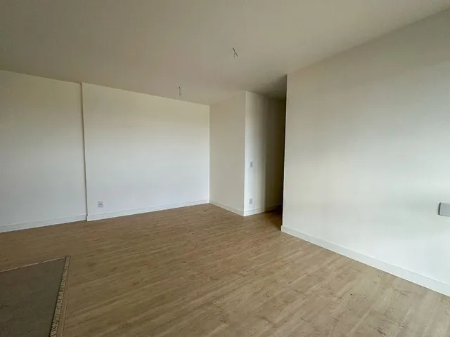 Apartamento com 84m² 3 quartos e 2 banheiros, à venda, no bairro Terra Bonita em Londrina