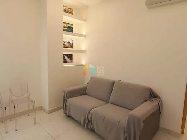 Apartamento com 48m² 1 quarto e 1 banheiro, à venda, no bairro Copacabana em Rio de Janeiro