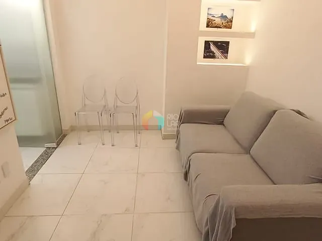 Apartamento com 48m² 1 quarto e 1 banheiro, à venda, no bairro Copacabana em Rio de Janeiro