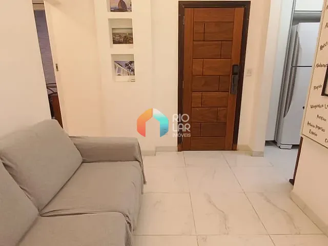 Apartamento com 48m² 1 quarto e 1 banheiro, à venda, no bairro Copacabana em Rio de Janeiro