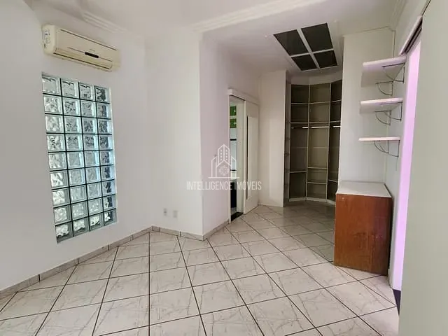 Apartamento 5 quartos e 4 banheiros, à venda, no bairro Jardim Mariana em Cuiabá