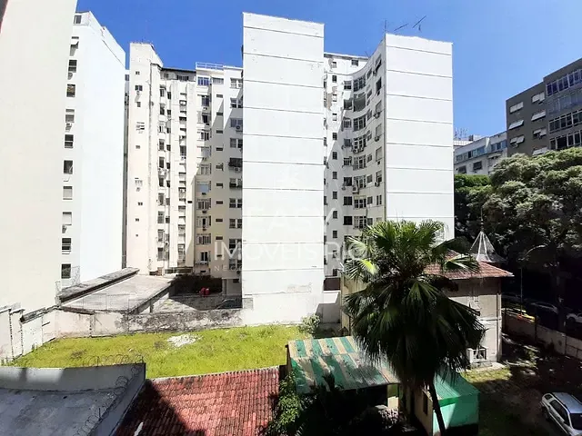 Apartamento com 93m² 3 quartos e 2 banheiros, à venda, no bairro Copacabana em Rio de Janeiro