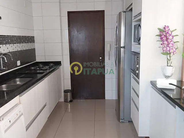 Apartamento 4 quartos e 3 banheiros, à venda, no bairro Centro em Londrina