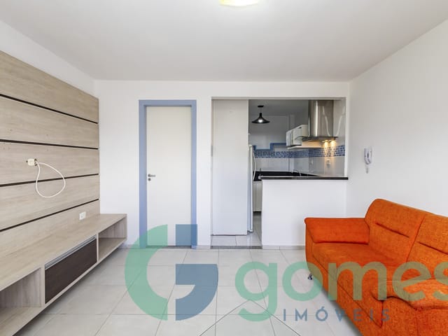 Apartamento 1 quarto e 1 banheiro, para alugar, no bairro Santa Quitéria em Curitiba