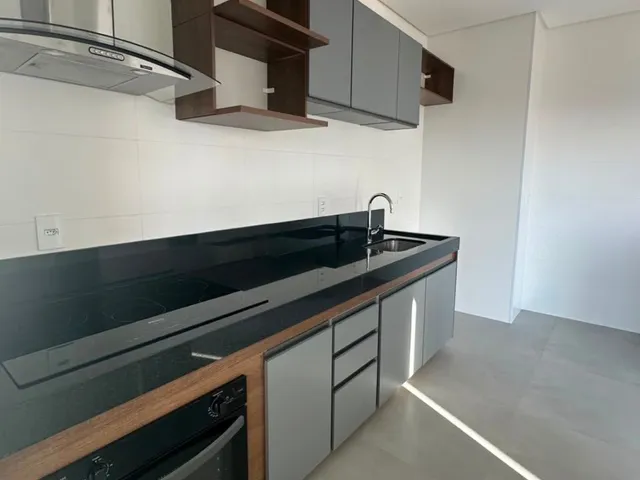 Apartamento com 138m² 2 quartos e 2 banheiros, para alugar, no bairro Centro em Lavras