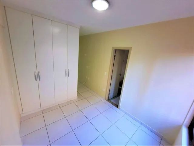 Apartamento com 10m² 1 quarto e 1 banheiro, à venda, no bairro Centro em Londrina