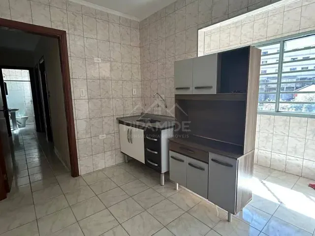 Apartamento 2 quartos e 1 banheiro, para alugar, no bairro São José em Poços de Caldas