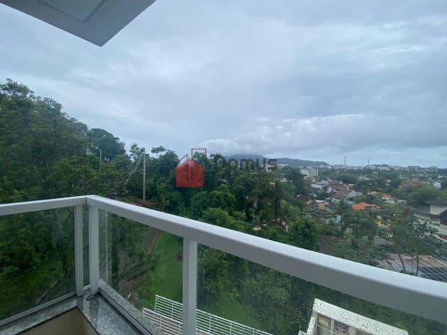 Apartamento à venda, no bairro Vivamar em Ubatuba