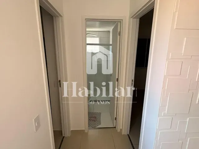Apartamento 2 quartos e 1 banheiro, para alugar, no bairro Dom Luciano em Aracaju