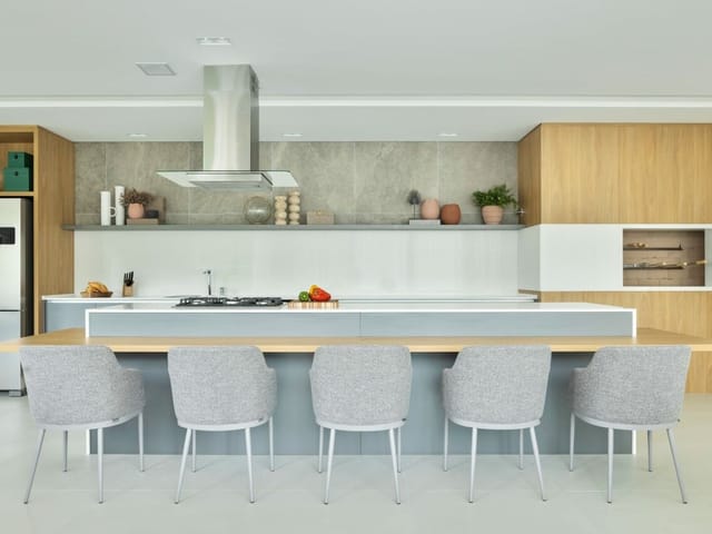 Apartamento com 120m² 3 quartos e 1 banheiro, à venda, no bairro Cacupé em Florianópolis