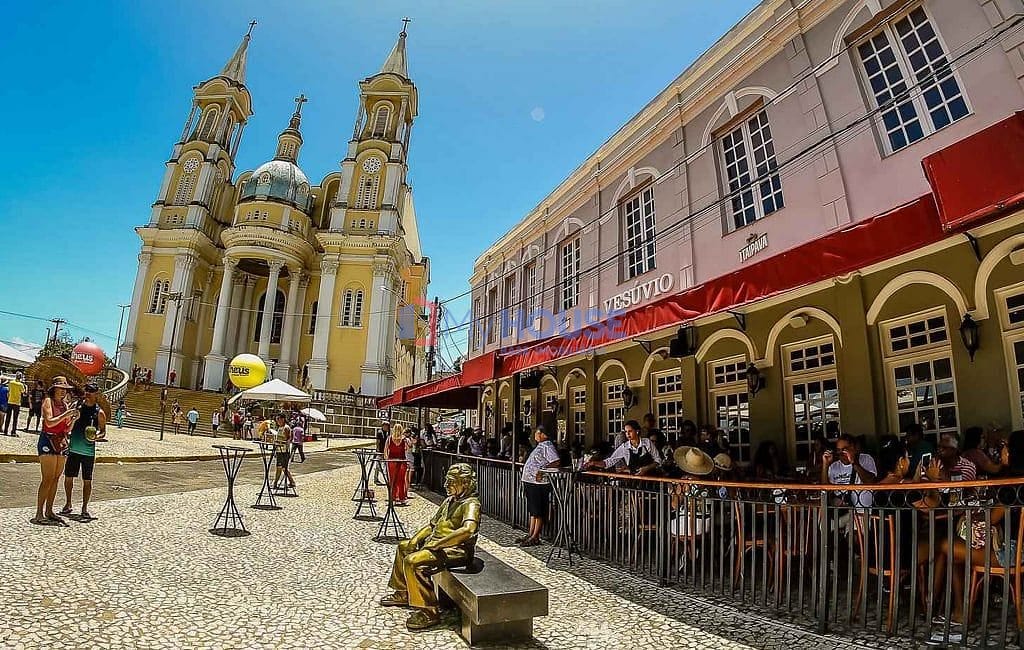 Apartamento à venda com 2 quartos, 70m² - Foto 15