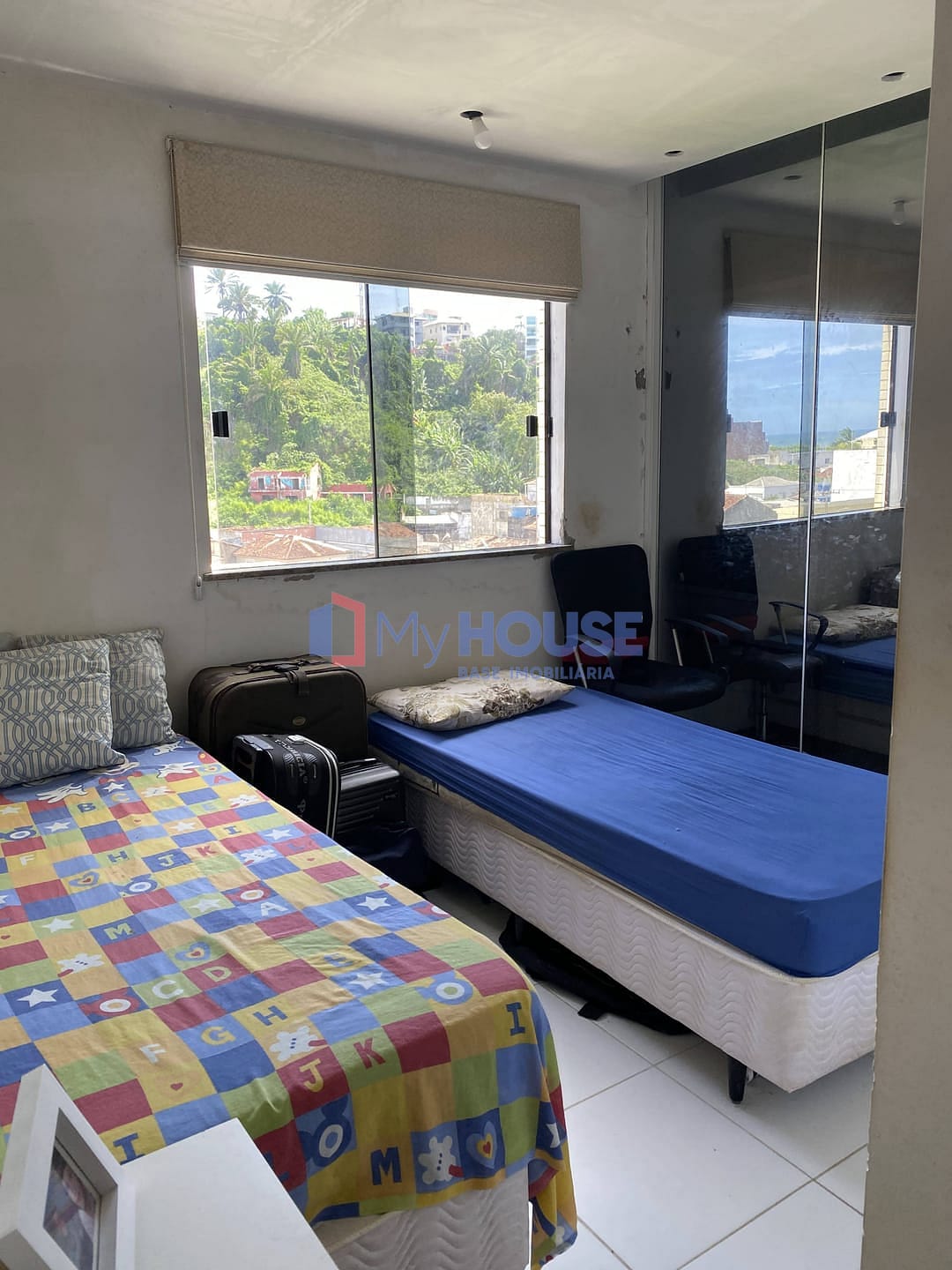 Apartamento à venda com 2 quartos, 70m² - Foto 4