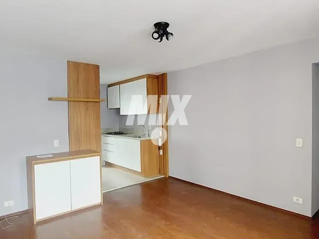Apartamento 2 quartos e 2 banheiros, para alugar, no bairro Moema em São Paulo