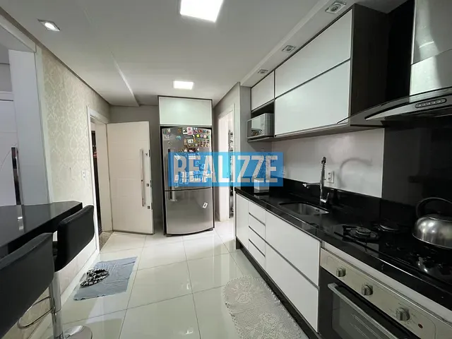 Apartamento com 300m² 3 quartos e 1 banheiro, à venda, no bairro centro em Marau
