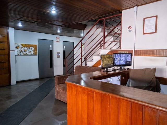 Apartamento com 91m² 2 quartos e 1 banheiro, para alugar, no bairro Centro em Pelotas
