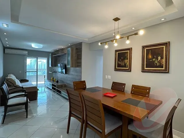 Apartamento 3 quartos e 1 banheiro, à venda ou para alugar, no bairro Ocian em Praia Grande