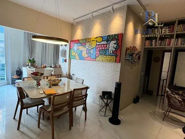 Apartamento 3 quartos e 3 banheiros, à venda, no bairro Praia da Costa em Vila Velha