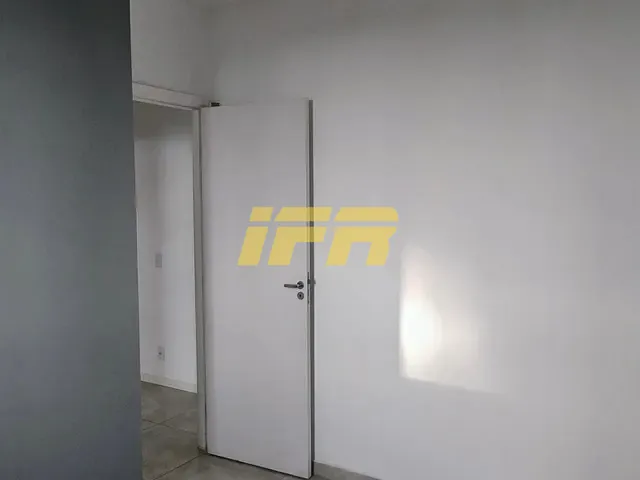 Apartamento 2 quartos e 1 banheiro, à venda, no bairro Jardim Jaraguá em Taubaté