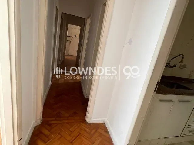 Apartamento 2 quartos e 2 banheiros, para alugar, no bairro Leme em Rio de Janeiro