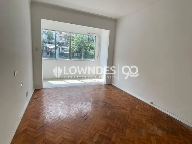 Apartamento 2 quartos e 2 banheiros, para alugar, no bairro Leme em Rio de Janeiro