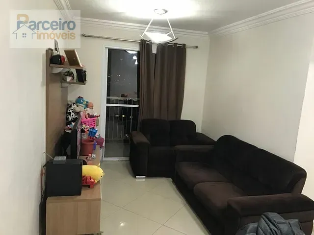 Apartamento 2 quartos e 2 banheiros, à venda, no bairro Vila Santana em São Paulo