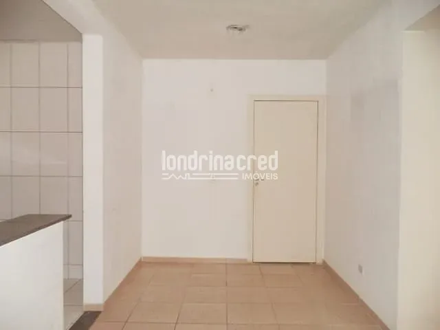 Apartamento 2 quartos e 1 banheiro, à venda, no bairro Nossa Senhora de Lourdes em Londrina