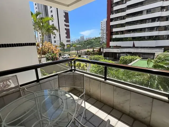 Apartamento 4 quartos e 4 banheiros, à venda, no bairro Candeal em Salvador