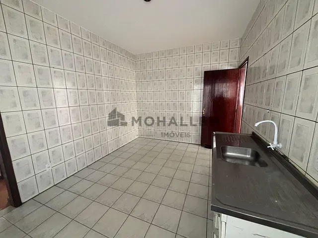 Apartamento 2 quartos e 1 banheiro, para alugar, no bairro Centro em Itajubá