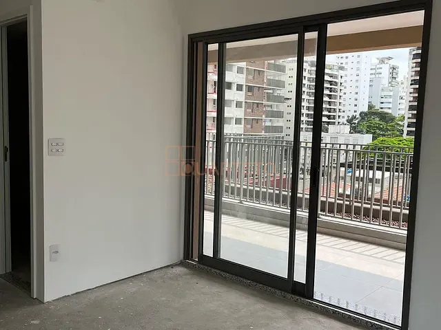 Apartamento 1 quarto e 1 banheiro, à venda, no bairro Vila Nova Conceição em São Paulo