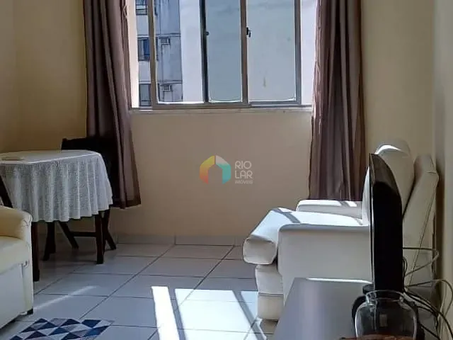 Apartamento com 45m² 1 quarto e 1 banheiro, à venda, no bairro Copacabana em Rio de Janeiro