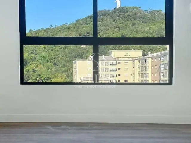 Apartamento com 76m² 3 quartos e 2 banheiros, à venda, no bairro Nações em Balneário Camboriú