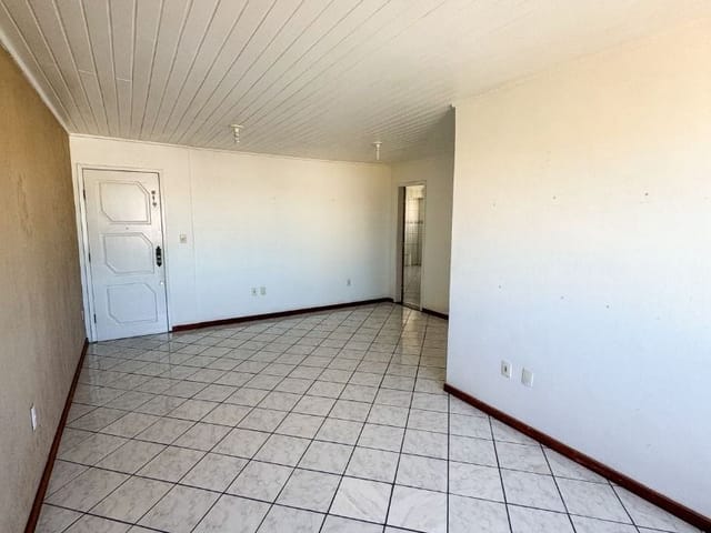 Apartamento 3 quartos e 2 banheiros, à venda, no bairro Centro em Macaé