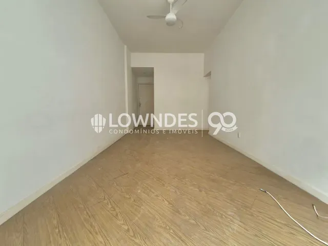 Apartamento 1 quarto e 1 banheiro, à venda, no bairro Copacabana em Rio de Janeiro