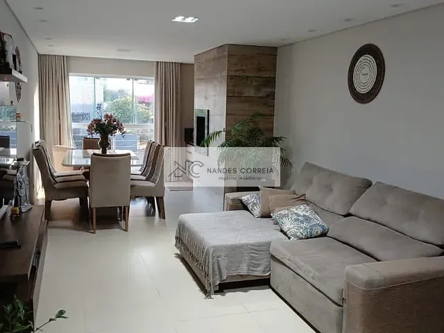 Apartamento 3 quartos e 3 banheiros, à venda, no bairro Centro em Cambé