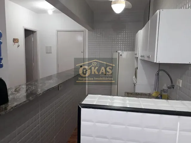 Apartamento 1 quarto e 1 banheiro, à venda, no bairro Vila Assunção em Praia Grande