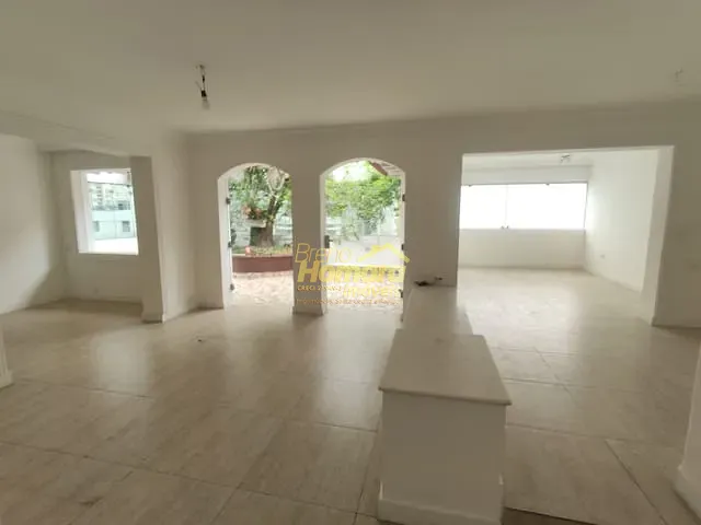 Apartamento com 210m² 2 quartos e 3 banheiros, para alugar, no bairro Consolação em São Paulo