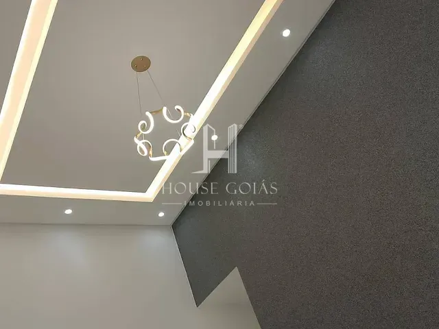 Apartamento com 200m² 3 quartos e 3 banheiros, à venda, no bairro Jardim Boa Esperança em Aparecida de Goiânia