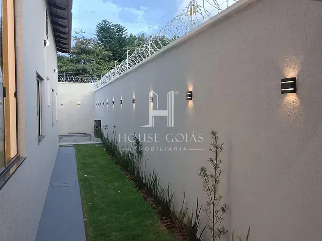 Apartamento com 200m² 3 quartos e 3 banheiros, à venda, no bairro Jardim Boa Esperança em Aparecida de Goiânia