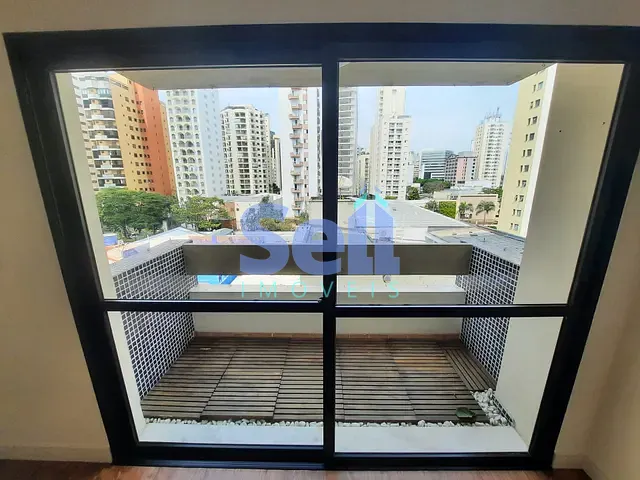 Apartamento 3 quartos e 3 banheiros, para alugar, no bairro Vila Nova Conceição em São Paulo